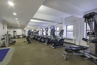 460 W 42nd St in New York, NY - Building Photo - Building Photo
