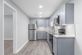 5399 Northland Dr NE in Atlanta, GA - Foto de edificio - Building Photo