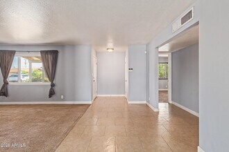 1881 E Palmcroft Dr in Tempe, AZ - Building Photo - Building Photo