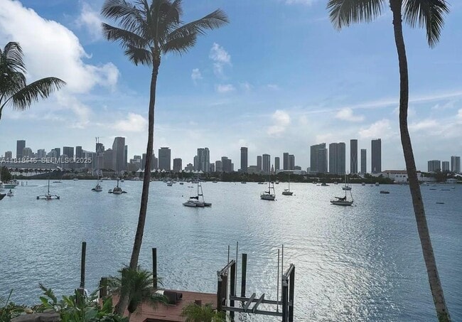 432 S Hibiscus Dr in Miami Beach, FL - Building Photo - Building Photo