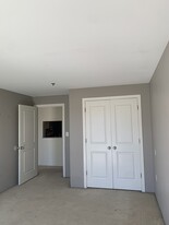 112 Sumner St, Unit #44 in Boston, MA - Building Photo