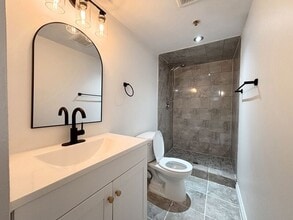 259 St Paul St in St Catharines, ON - Foto de edificio - Building Photo