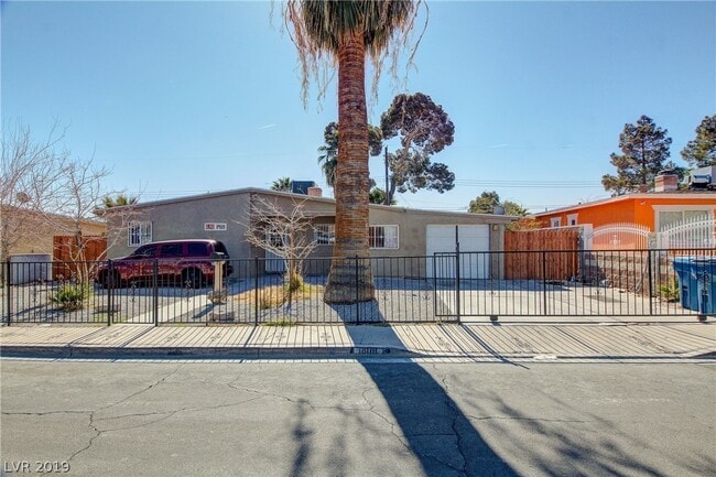 1808 Franklin Ave in Las Vegas, NV - Foto de edificio - Building Photo