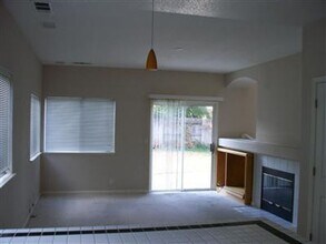 232 Rochelle Ct in Roseville, CA - Building Photo - Building Photo