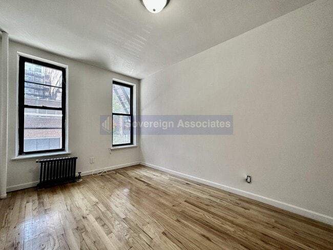 401 E 68th St in New York, NY - Foto de edificio - Building Photo