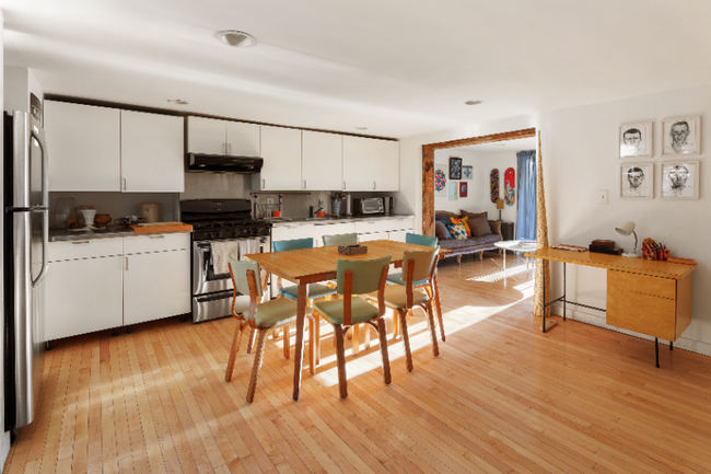 property at 31 Wolcott St