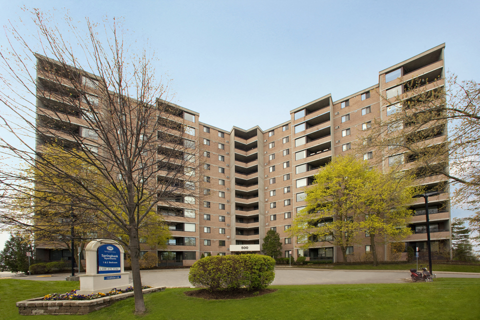 Springbank Apartments in London, ON - Building Photo