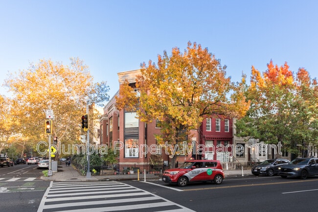 property at 1553 9th St NW