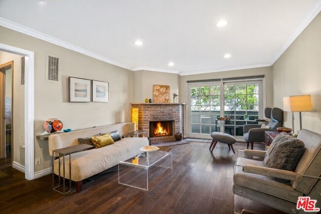 1317 Stanford St in Santa Monica, CA - Building Photo - Building Photo