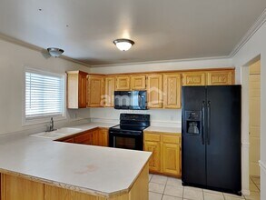 523 E Center St in Pleasant Grove, UT - Building Photo - Building Photo