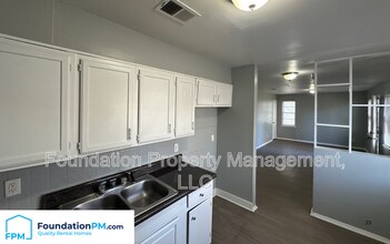 4532 Sunny View Dr in Memphis, TN - Building Photo - Building Photo