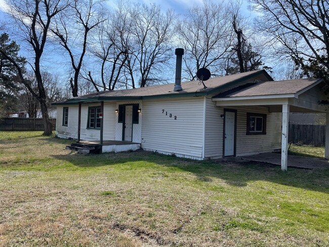 7132 Golden Meadows Rd in Greenwood, LA - Building Photo - Building Photo