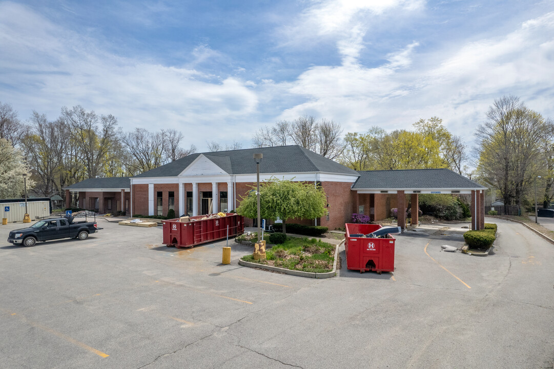 8 Station St in Middleboro, MA - Building Photo