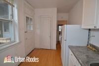 1917 W Winnemac Ave, Unit M162 in Chicago, IL - Building Photo - Building Photo