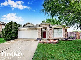 1003 Prado Real Dr in Arlington, TX - Building Photo