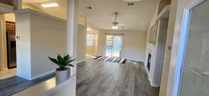 6177 Broad Wing Ct in Milton, FL - Foto de edificio - Building Photo