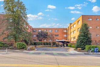 3900 Tunlaw Rd NW in Washington, DC - Building Photo - Building Photo