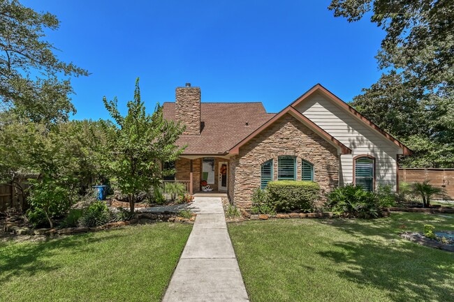 13847 Pkwy Manor Dr in Willis, TX - Building Photo - Building Photo