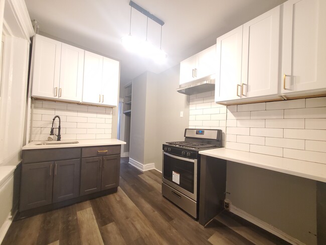 103 Romaine Ave, Unit 2