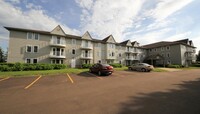 Cambridge Court in Moncton, NB - Building Photo - Building Photo