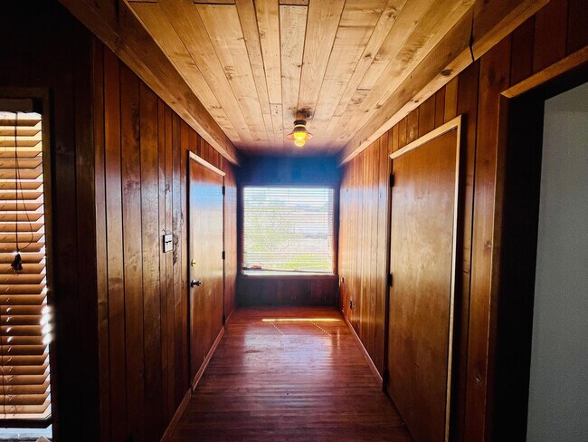 35022 82nd St E in Littlerock, CA - Foto de edificio - Building Photo