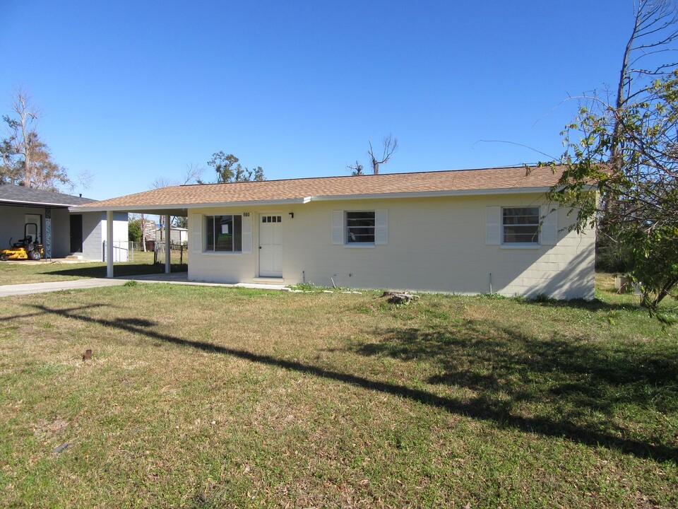 319 S Berthe Ave in Panama City, FL - Building Photo