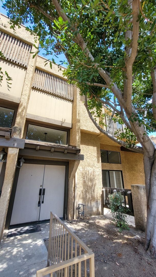 1003 Michelle Ct in Montebello, CA - Building Photo - Building Photo