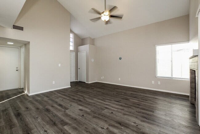 4331 W Tonto Rd in Glendale, AZ - Foto de edificio - Building Photo