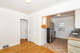 15 Wyoming St E in St. Paul, MN - Building Photo - Building Photo
