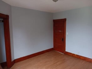 76 Osgood St in Gardner, MA - Building Photo - Building Photo