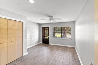 1145 W 21st St in Houston, TX - Foto de edificio - Building Photo