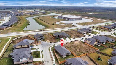10806 Bodie Hls Dr in Arcola, TX - Building Photo - Building Photo