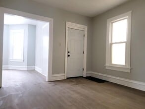 320 Crosby St in Akron, OH - Building Photo - Building Photo