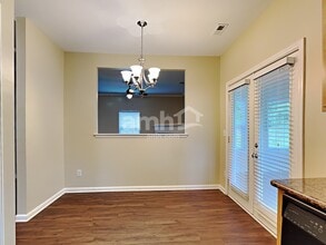 106 Lick Creek Ln in Durham, NC - Building Photo - Building Photo