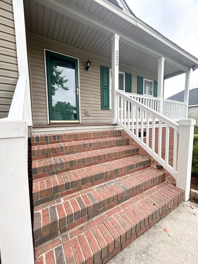232 Autumnview Ct in West Columbia, SC - Building Photo - Building Photo