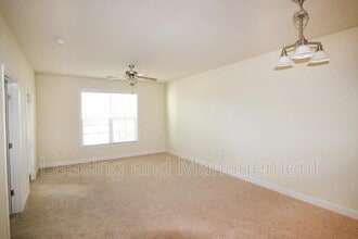 2244 Ashley Crossing Dr in Charleston, SC - Building Photo - Building Photo