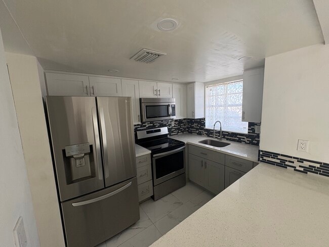 property at 8889 Fontainebleau Blvd