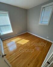 1540 E 67th Pl in Chicago, IL - Building Photo - Building Photo