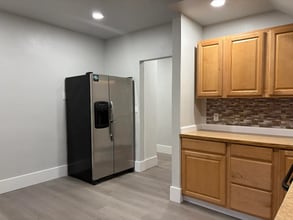 1800 S 128th St in Seatac, WA - Foto de edificio - Building Photo