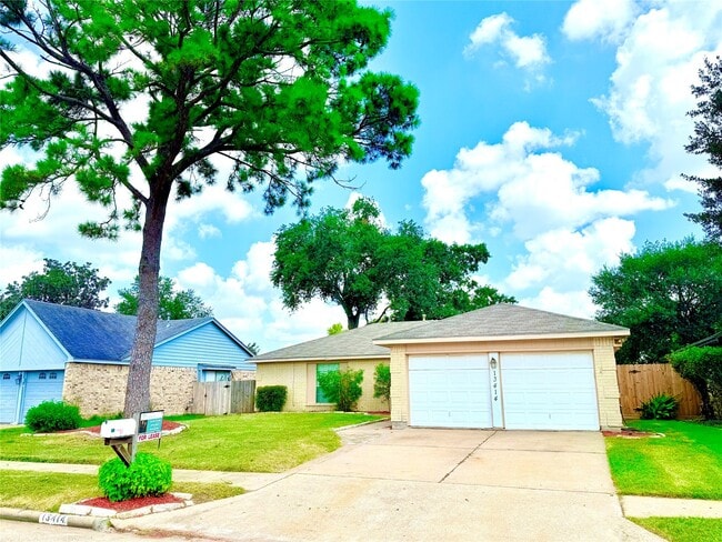 property at 13414 Wells River Dr