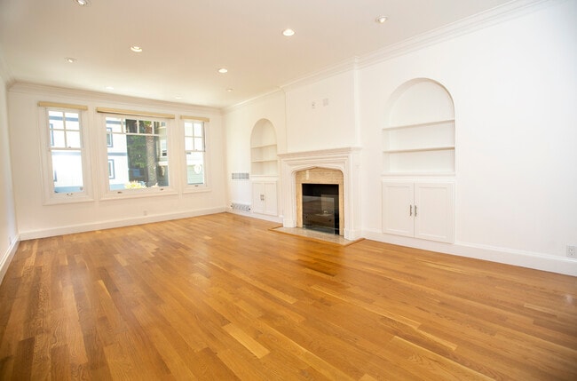 property at 1870 Jackson St