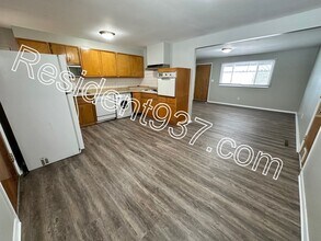 5708 Benedict Rd in Dayton, OH - Building Photo - Building Photo