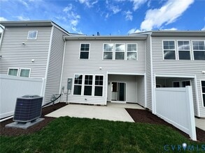 18633 Palisades Rdg in Moseley, VA - Building Photo - Building Photo