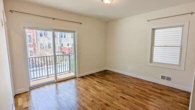 391 Ogden Ave. in Jersey City, NJ - Building Photo - Building Photo