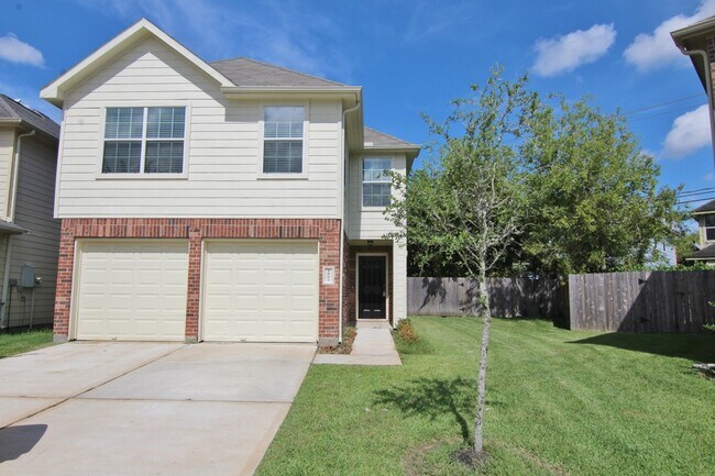 property at 5903 Santa Cecilia Ln