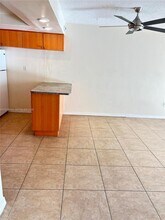 7310 SW 82nd St in Miami, FL - Building Photo - Building Photo