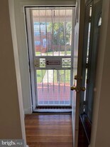 5807 Gist Ave in Baltimore, MD - Building Photo