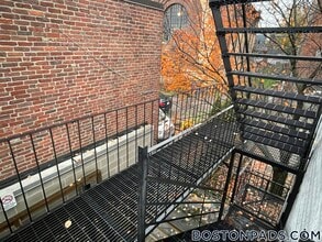 1922 Columbus Ave in Boston, MA - Foto de edificio - Building Photo