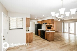 576 Charles Carroll St in Orange Park, FL - Building Photo - Building Photo