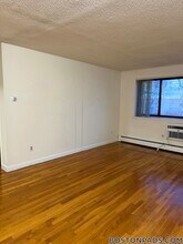 122 Dustin St, Unit 35 in Boston, MA - Foto de edificio - Building Photo